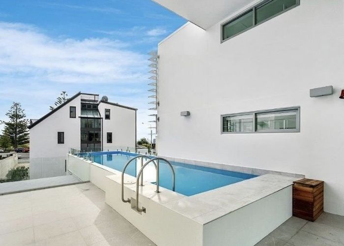  at 3/18 Esplanade Street, Sumner, Christchurch City, Canterbury