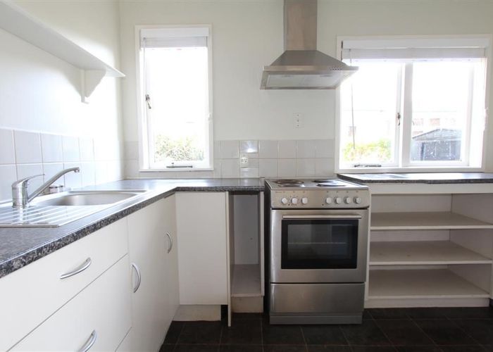  at 15 Stanley Street, Claudelands, Hamilton, Waikato