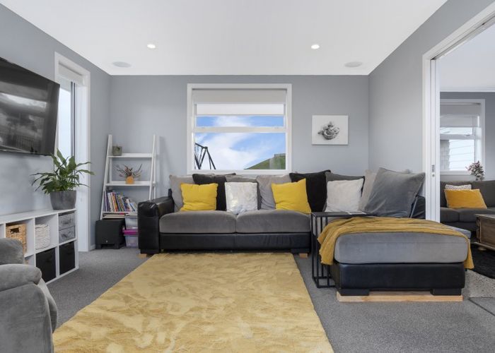  at 17 Ballintoy Park Drive, Welcome Bay, Tauranga