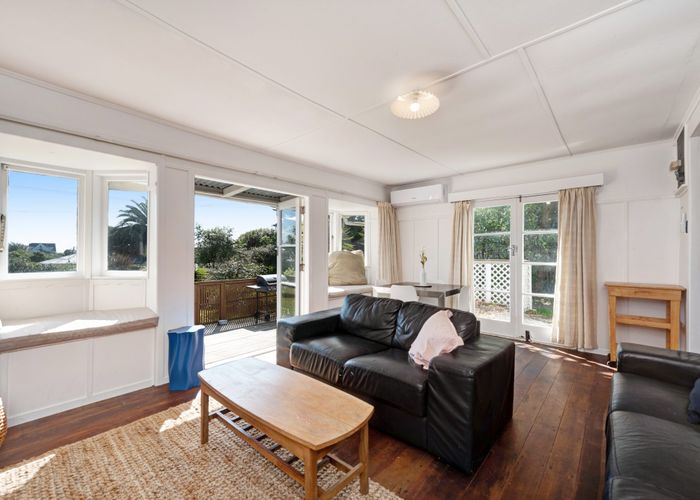  at 36 Dixie Street, Te Horo Beach