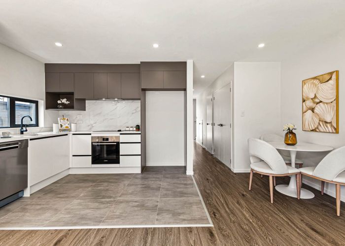  at 1/27 Bernard street, Mount Wellington, Auckland City, Auckland