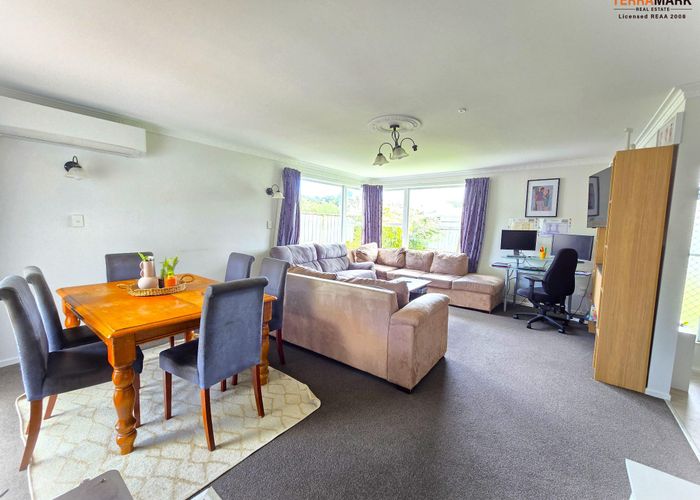  at 21 Totara Park Road, Clouston Park, Upper Hutt, Wellington