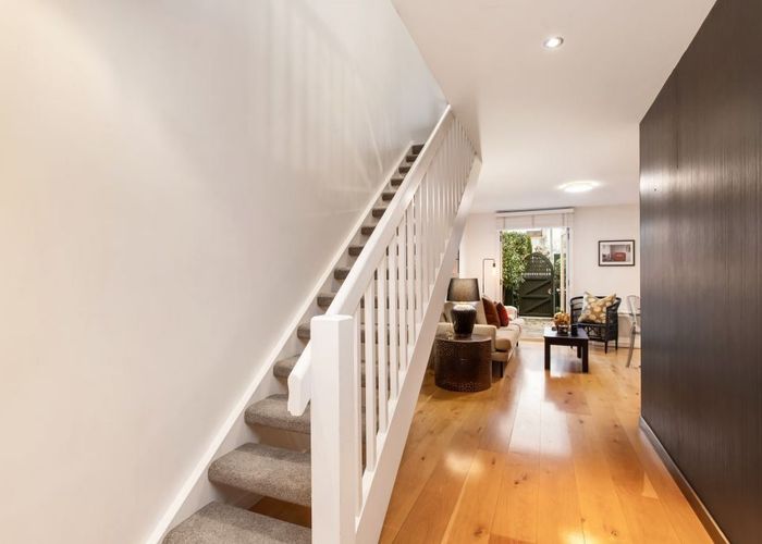  at 5/142 Rugby Street, Merivale, Christchurch