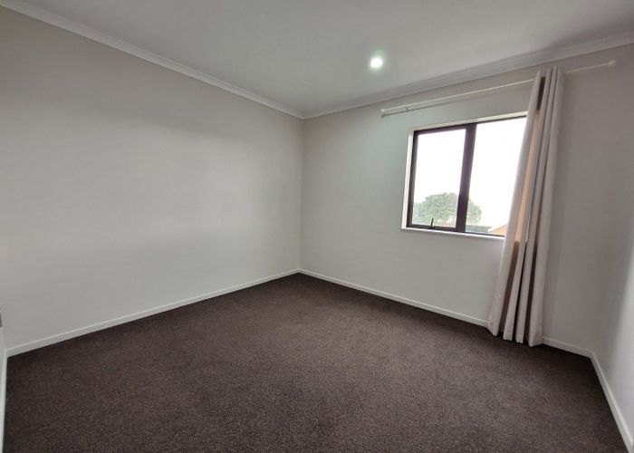  at 1/8 Kerrs Road, Wiri, Manukau City, Auckland