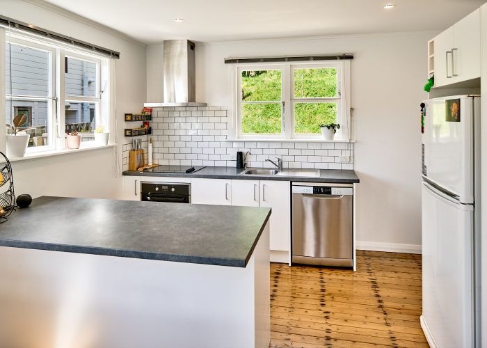  at 39 Tarawera Road, Johnsonville, Wellington