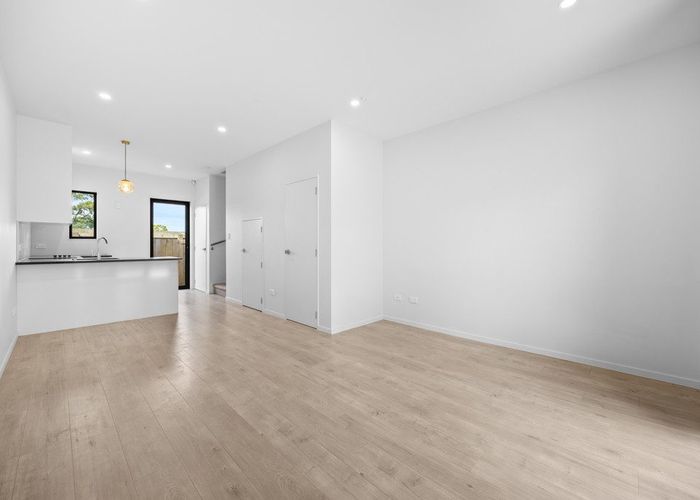  at 24/36 Westgate Drive, Westgate, Waitakere City, Auckland