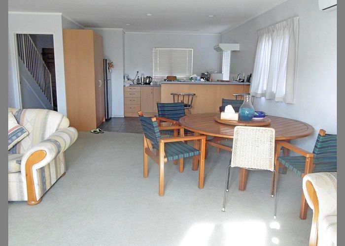  at 6/11 Harrison Road, Mount Wellington, Auckland