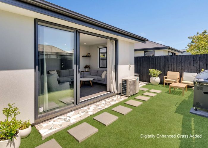  at 4/30 Northcote Road, Northcote, Christchurch