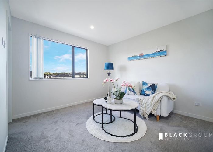  at 22 Laquinta Place, Flat Bush, Manukau City, Auckland