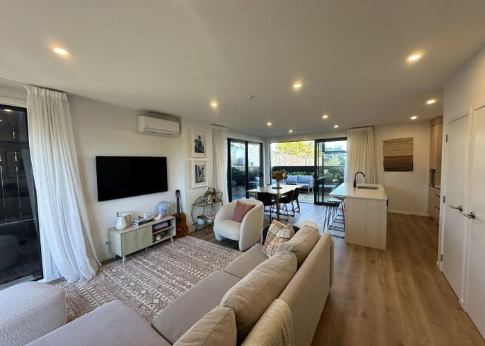  at 2/48 Salisbury Road, Birkdale, Auckland