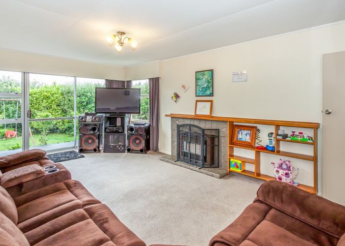  at 2 John F Kennedy Drive, Milson, Palmerston North