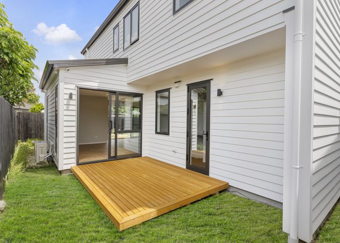  at 7d Edgewater Grove, Orewa, Rodney, Auckland