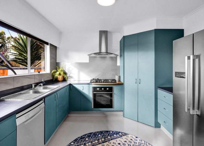  at 1 Lynton Street, Upper Vogeltown, New Plymouth