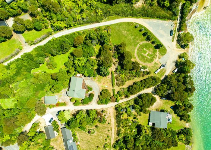  at 32 Moetapu Bay Road, Moetapu Bay, Linkwater