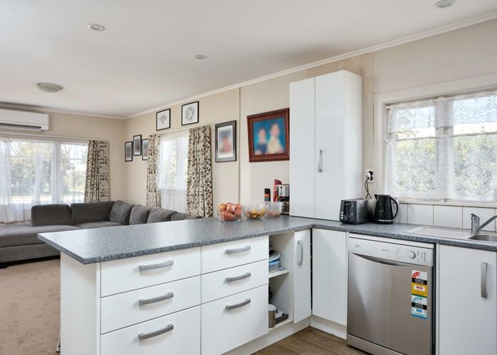  at 100 De Lautour Road, Inner Kaiti, Gisborne
