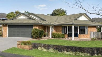  at 21 John Brooke Crescent, East Tamaki Heights, Auckland
