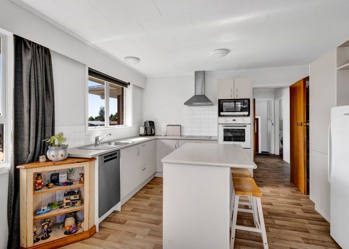  at 21 Montjoy Street, Stratford