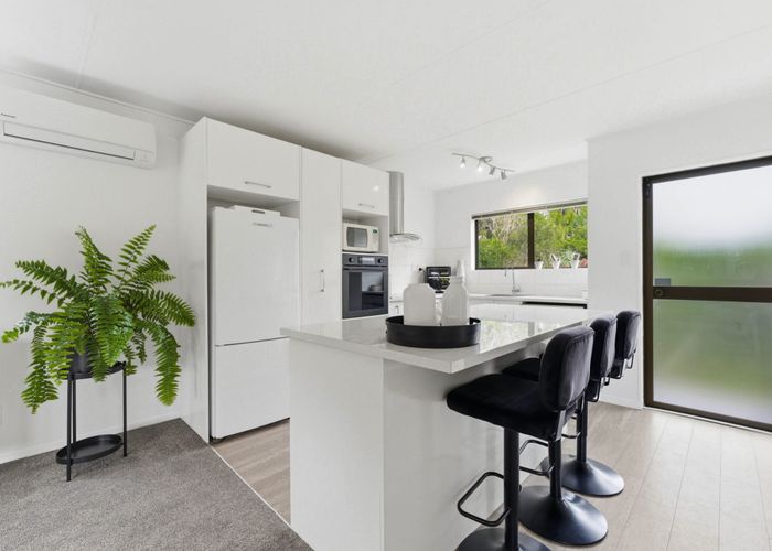  at 26B Sunward Rise, Glenfield, North Shore City, Auckland