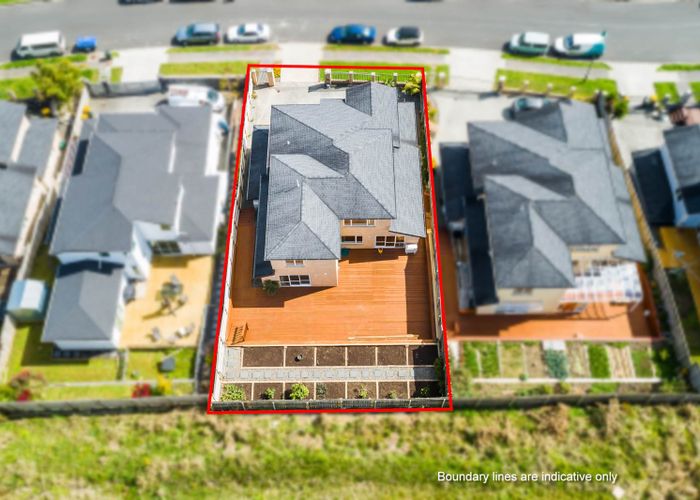  at 10 Ballyboe Place, Pinehill, Auckland