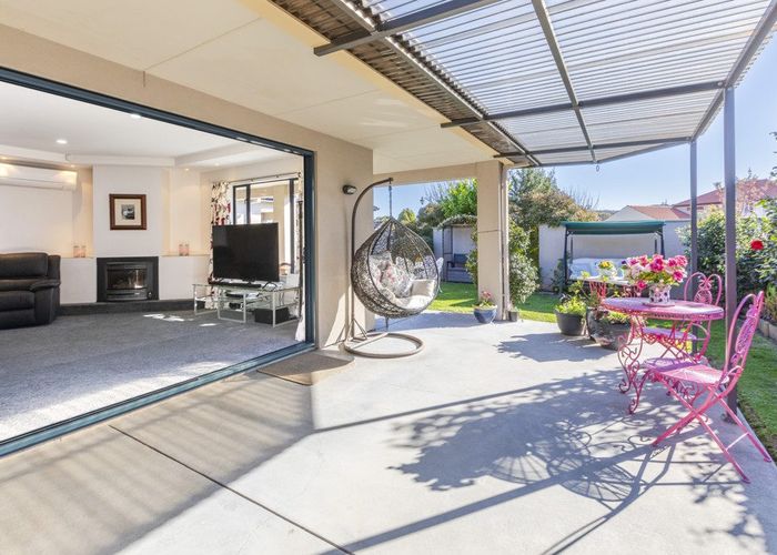  at 8 Park Lane, Greenmeadows, Napier