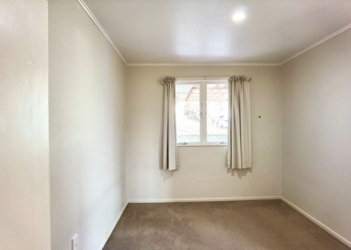  at 15 Whittle Place, New Windsor, Auckland City, Auckland
