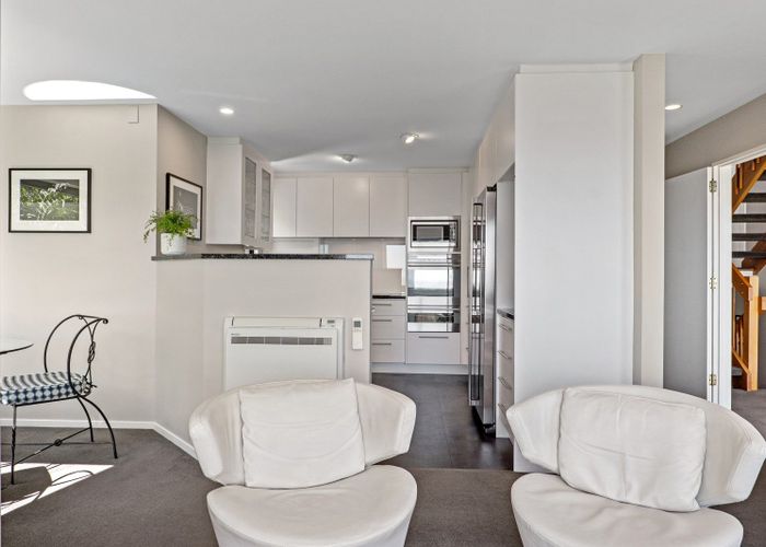  at 3 Allom Lane, Cashmere, Christchurch City, Canterbury