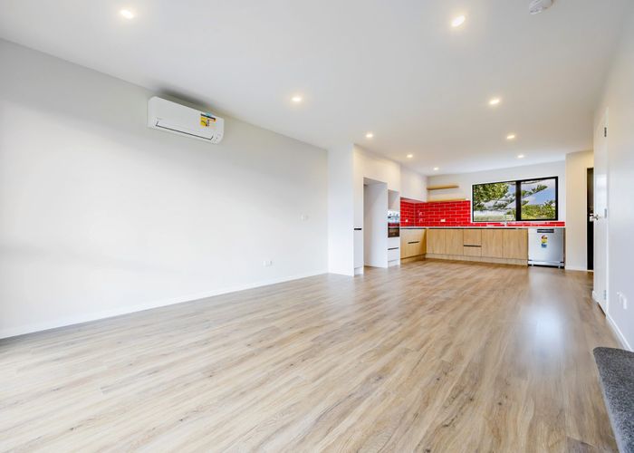  at 4/21 Peachgrove Road, Te Atatu Peninsula, Waitakere City, Auckland