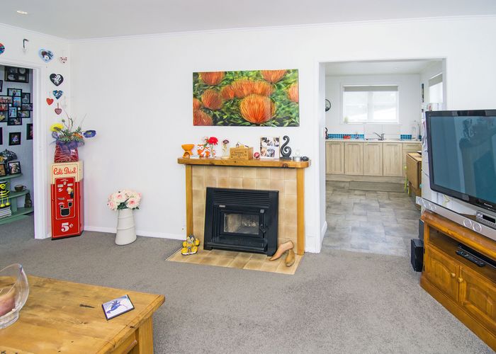  at 3 Montgomery Place, Lansdowne, Masterton