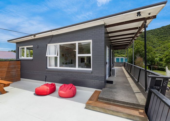  at 30 Beach Road, Waikawa, Marlborough, Marlborough