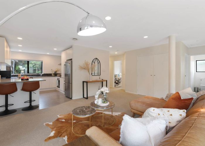  at 43 Sunderlands Road, Half Moon Bay, Manukau City, Auckland