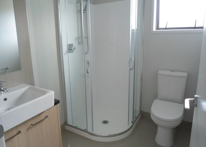 at 18 Hirimate Place, Flat Bush, Auckland