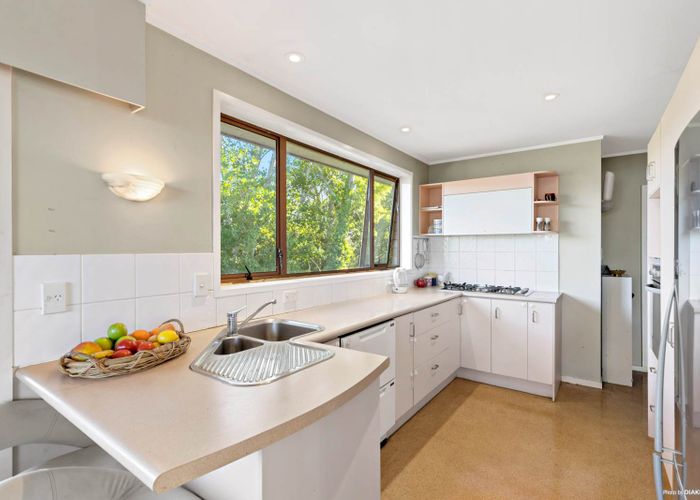  at 15 Tanglewood Place, Cockle Bay, Auckland