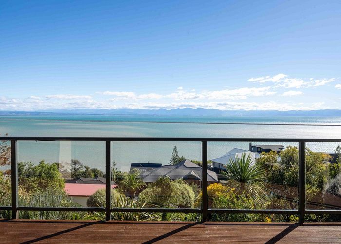  at 10 Mana Heights, Marybank, Nelson