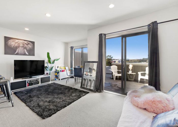  at 9/17 Georgia Terrace, Albany, Auckland