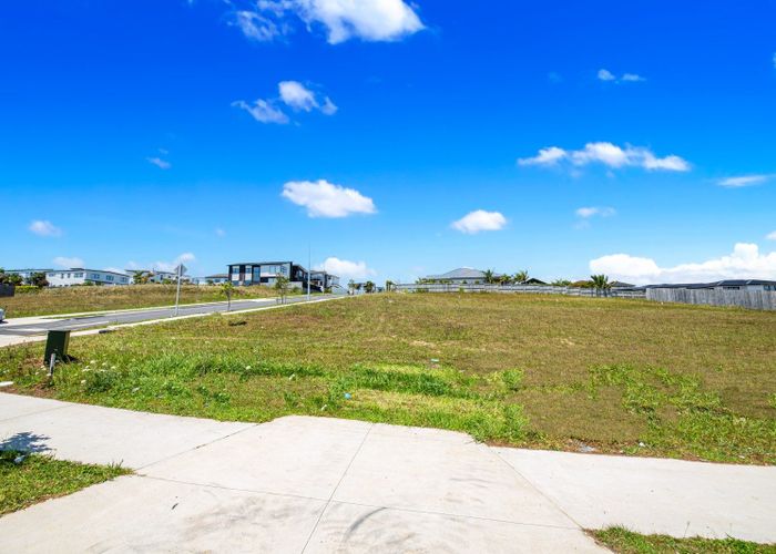  at 11 Kowaitau Avenue, Beachlands, Manukau City, Auckland