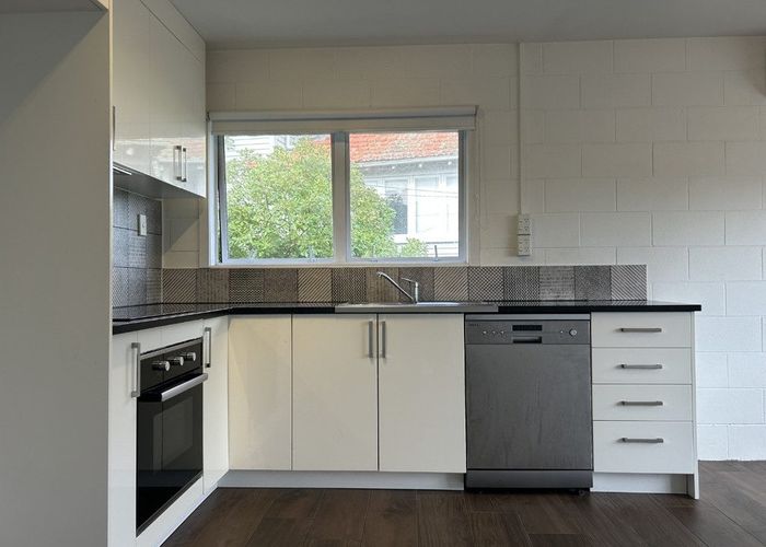  at 5/24 Sherbourne Road, Mount Eden, Auckland
