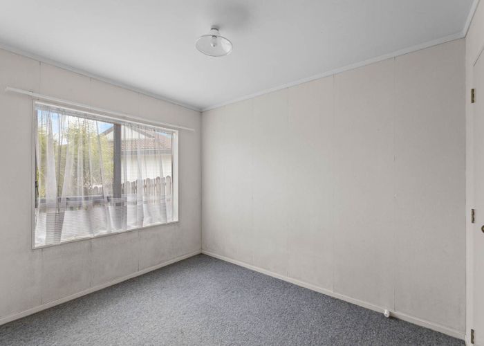  at 9 Altair Place, Windsor Park, Auckland