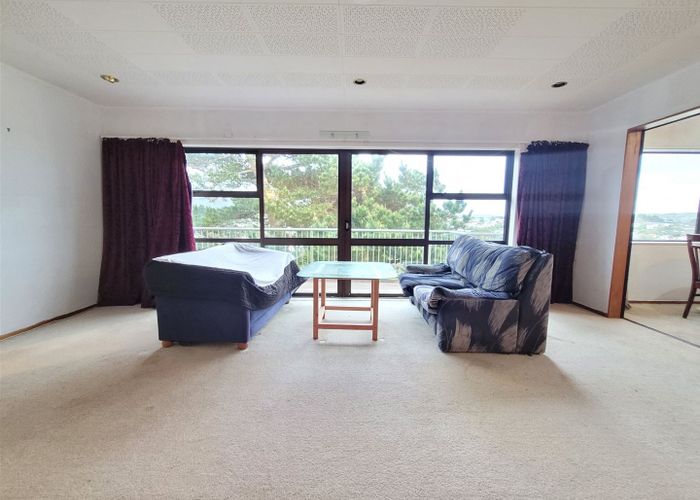  at 40 Bancroft Terrace, Newlands, Wellington