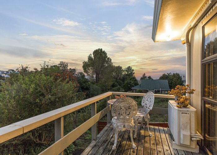  at 44A Uxbridge Road, Mellons Bay, Auckland