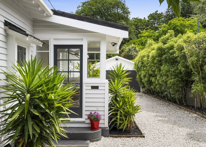  at 725 Gloucester Street, Avonside, Christchurch City, Canterbury