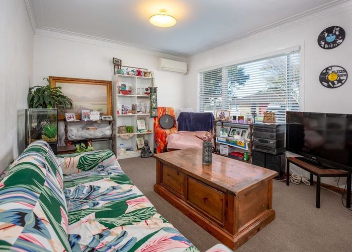  at 4/60 Central Avenue, Papatoetoe, Manukau City, Auckland