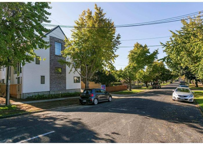  at 4/33 Beckenham Avenue, Royal Oak, Auckland City, Auckland