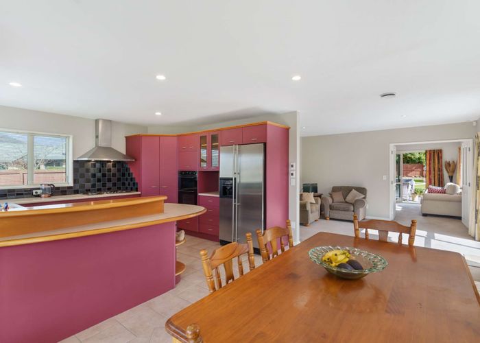  at 21 Welsford Street, Woodend, Woodend
