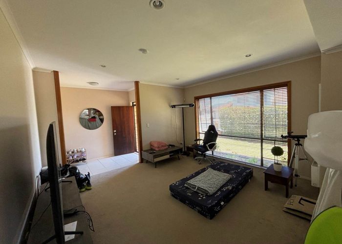  at 32 Topland Drive, Flat Bush, Manukau City, Auckland