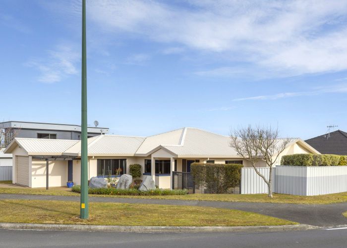  at 1 Vaucluse Drive, Nukuhau, Taupo, Waikato