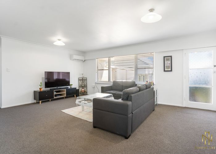 at 2/137 Coronation Road, Papatoetoe, Auckland