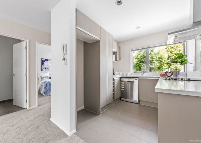  at 6/68 Fonteyn Street, Avondale, Auckland City, Auckland