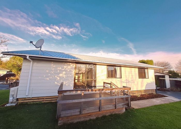  at 4 Armilla Lane, Hei Hei, Christchurch City, Canterbury