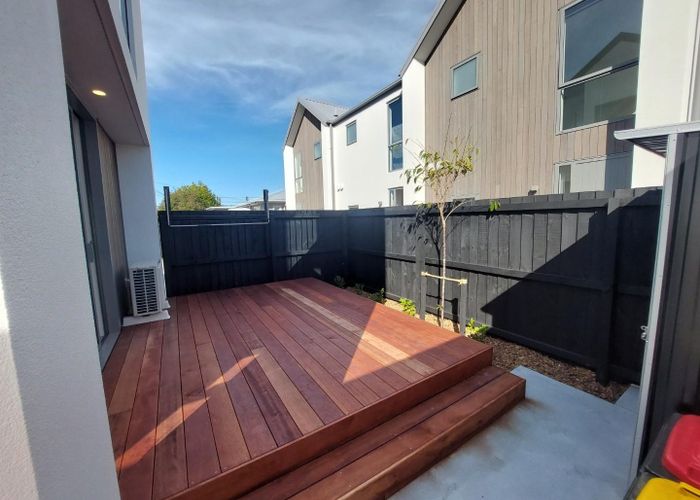  at 1/6 Manning Place, Woolston, Christchurch City, Canterbury
