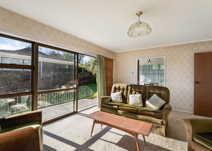  at 8/9 Evans Road, Glen Eden, Waitakere City, Auckland